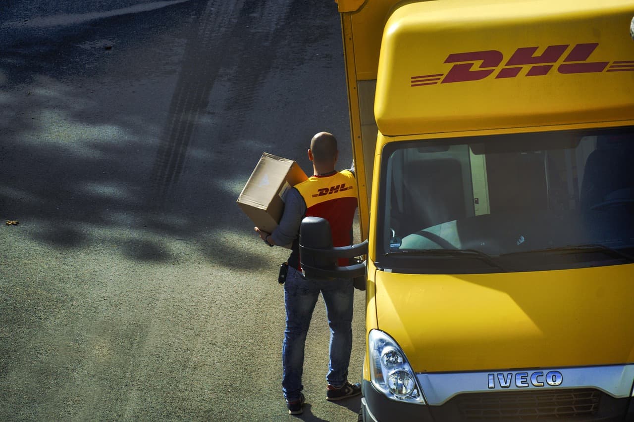 DHL Services and Cargo